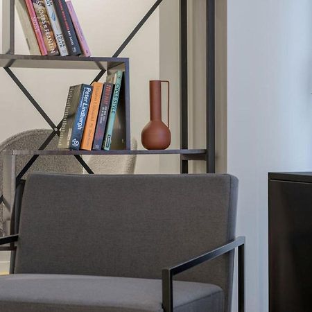 Acropolis Magenta Luxury Suites Atina Dış mekan fotoğraf